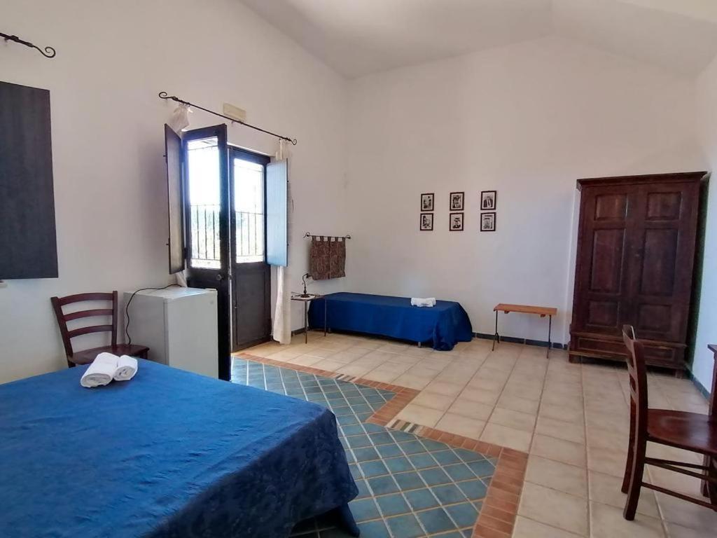 B&B Casa Cavarra Portopalo Di Capo Passero ภายนอก รูปภาพ