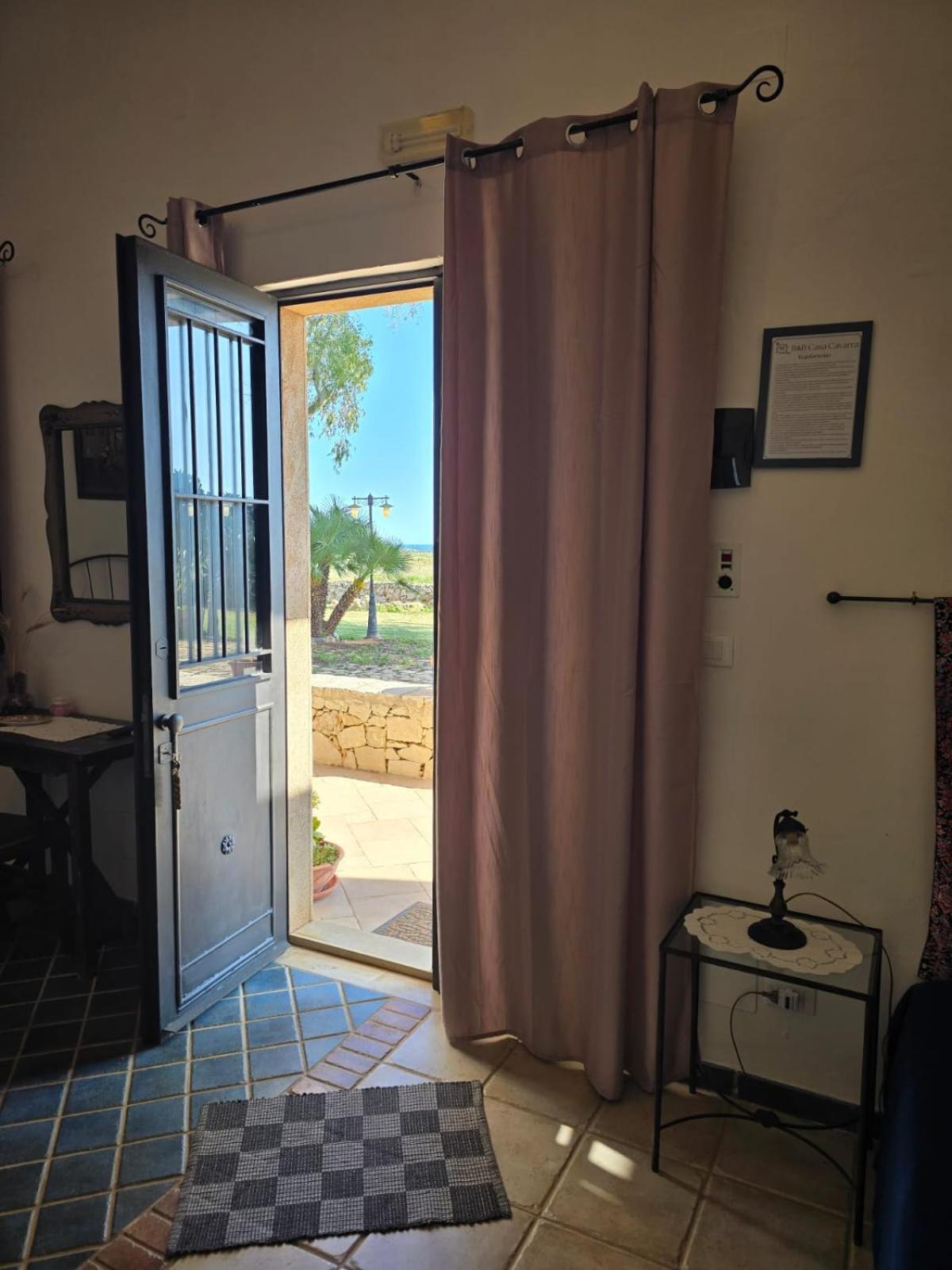 B&B Casa Cavarra Portopalo Di Capo Passero ภายนอก รูปภาพ