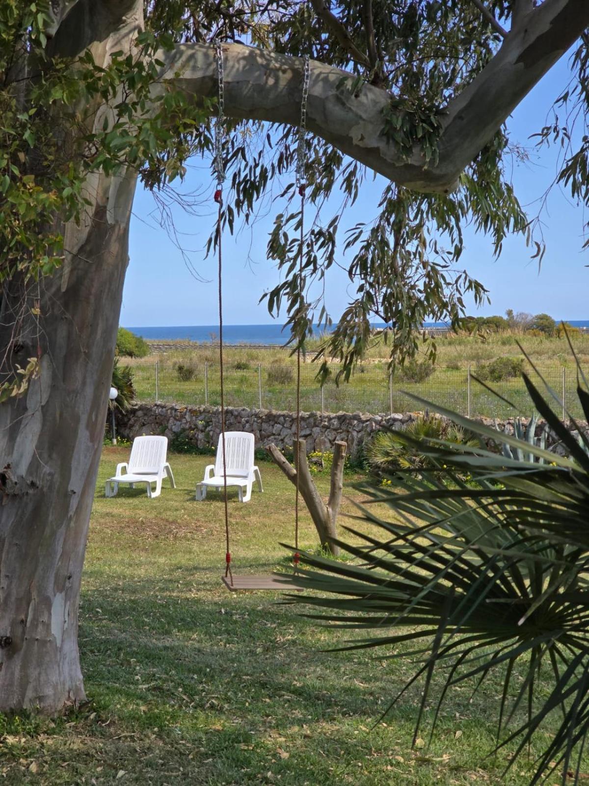 B&B Casa Cavarra Portopalo Di Capo Passero ภายนอก รูปภาพ