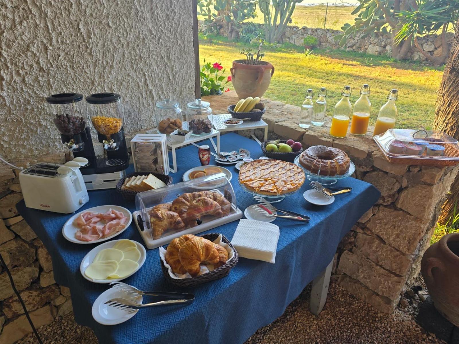 B&B Casa Cavarra Portopalo Di Capo Passero ภายนอก รูปภาพ