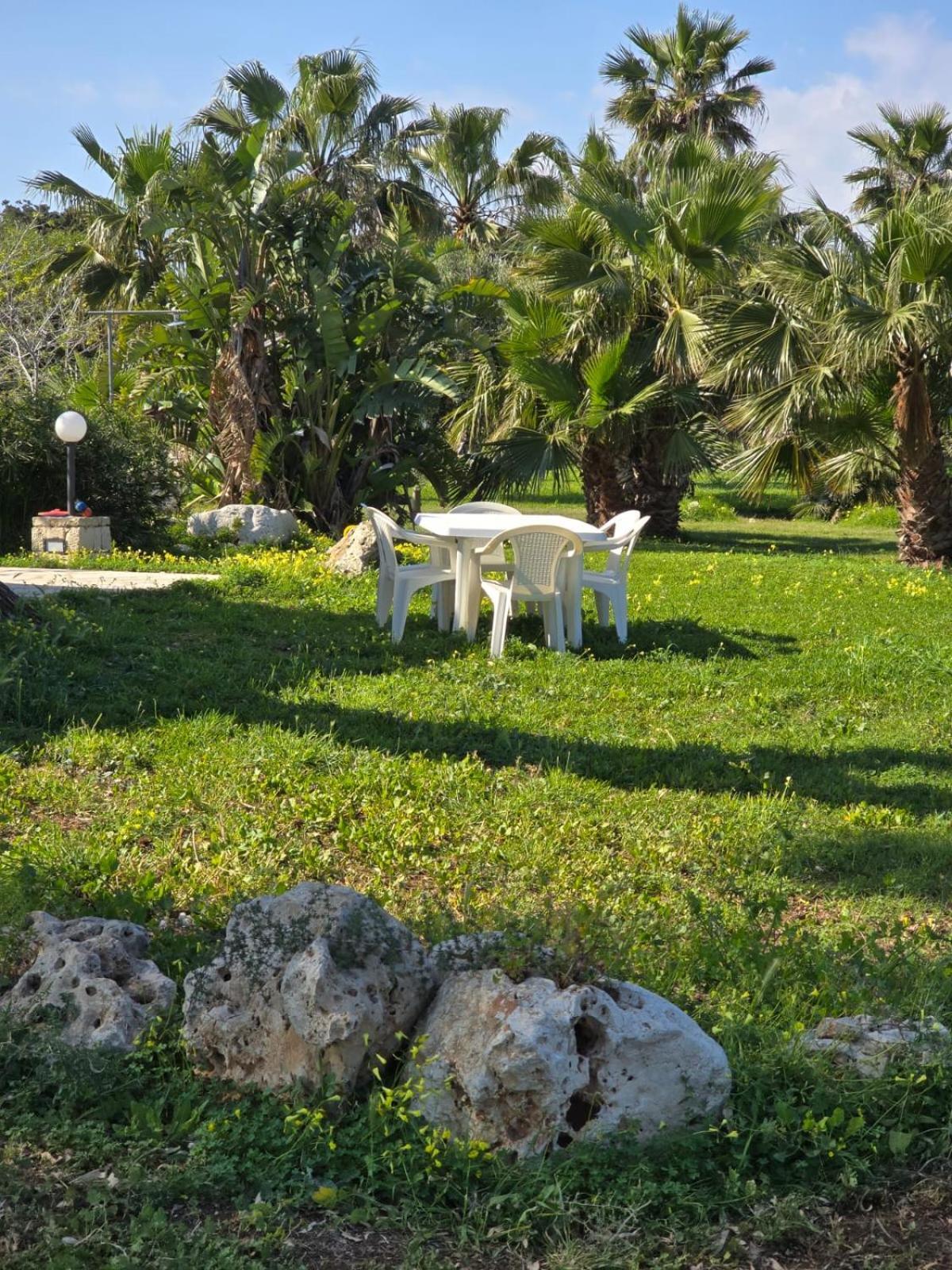 B&B Casa Cavarra Portopalo Di Capo Passero ภายนอก รูปภาพ