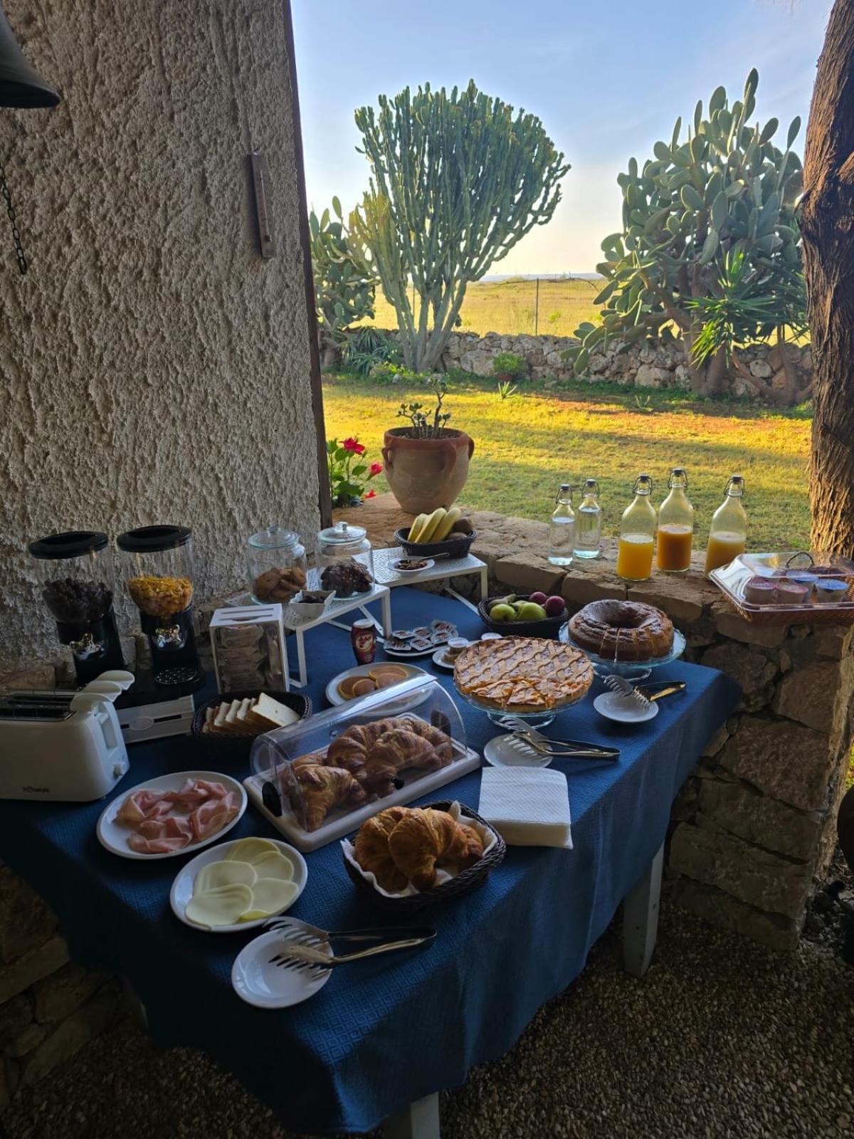 B&B Casa Cavarra Portopalo Di Capo Passero ภายนอก รูปภาพ